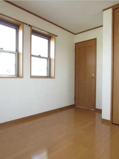 青木町戸建の寝室