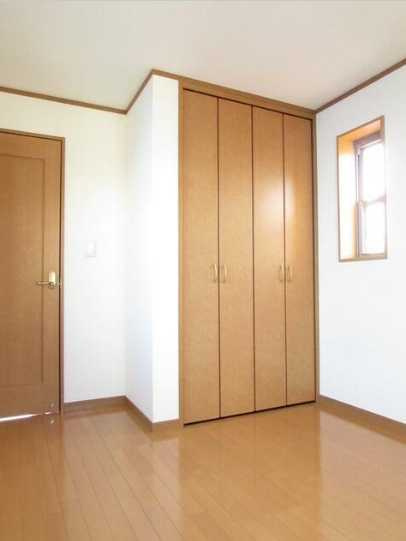 青木町戸建の寝室