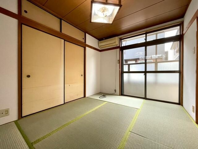 新谷コーポの寝室