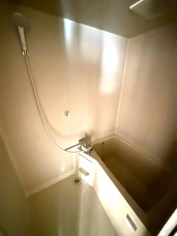 渋谷区本町３丁目の賃貸マンションの浴室|日々の疲れを癒すお風呂付です