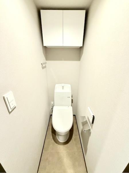 コンポジット渋谷初台のトイレ|落ち着いた色調のトイレです