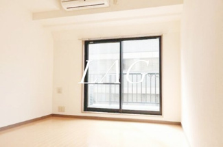 【居間・リビング】 | カテリーナ大森 | 洋室のお部屋です。