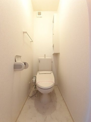【トイレ】 | オーベル・シュタイン　1ＫＨＴＷ | ゆったりとした空間のトイレです