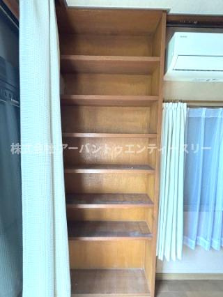 青梅市柚木町1丁目貸家の収納