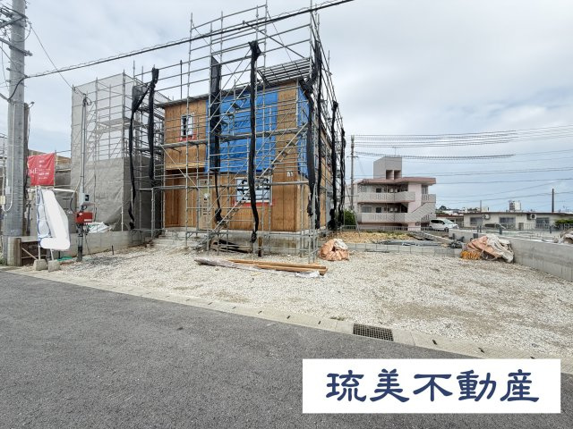 読谷村大湾　第2（全2棟）1号棟