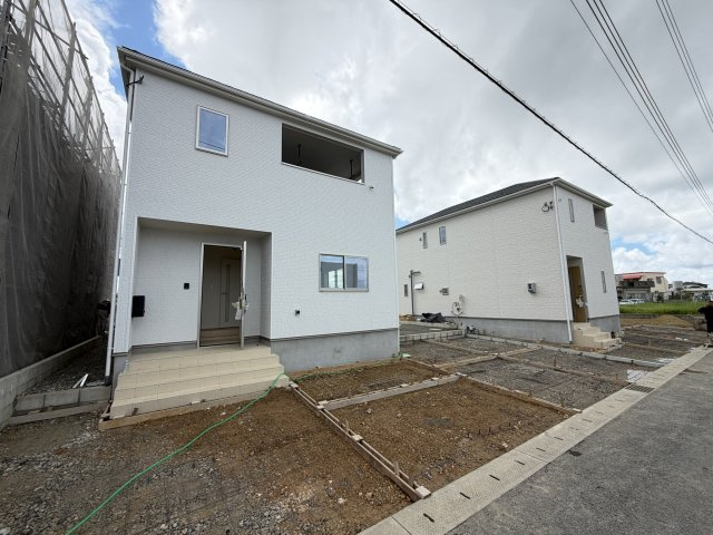 読谷村大湾　第2（全2棟）1号棟の前面道路含む現地写真|※西側公道6m♪
