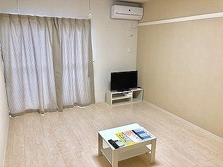 クレイノルーチェ　デル　ソーレの居間・リビング|ゆったり過ごせるリビングです