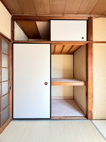 神戸市垂水区下畑町のアパートの収納