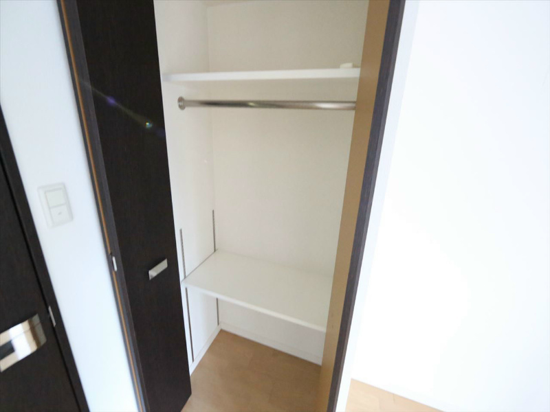 名古屋市中区栄４丁目の賃貸マンションの収納