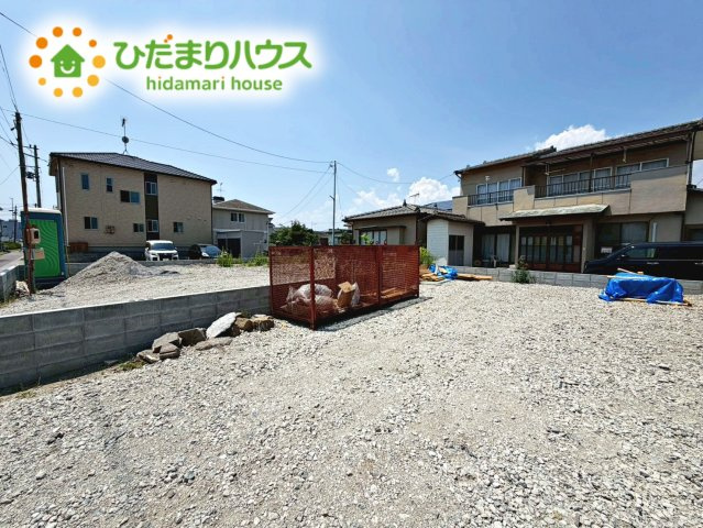 いわき市四倉町字東三丁目　新築戸建の駐車場|マイホームなら駐車場代がかかりません。しかも、自宅の駐車場で洗車ができます！今までコイン洗車に行っていた手間も省けて、節約にもつながります(^^♪