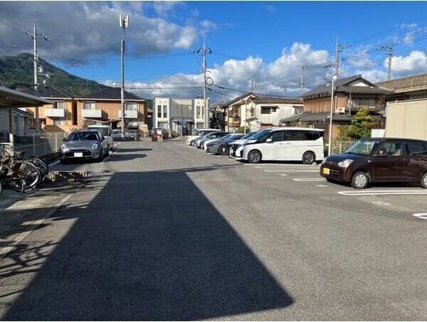 la chanceの駐車場