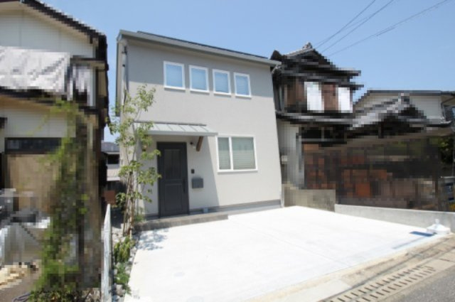 朝倉甲　新築戸建　【太陽光付き】の外観|駐車場2台