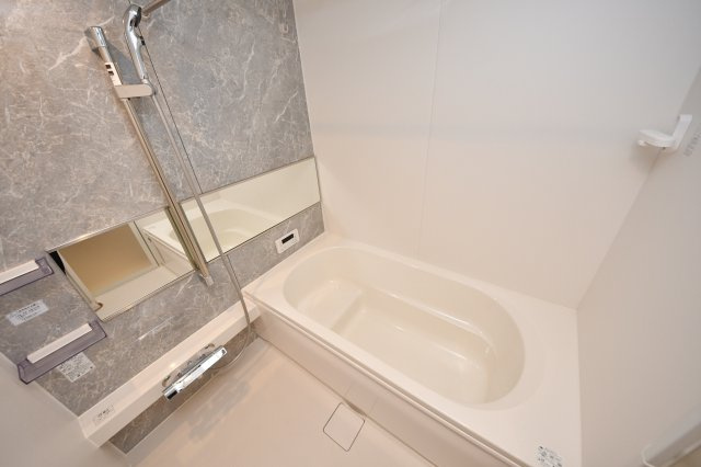 D-ROOM原町の浴室