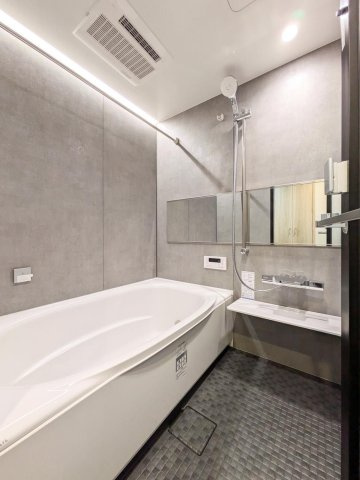 S-RESIDENCE大手門awesomeの浴室