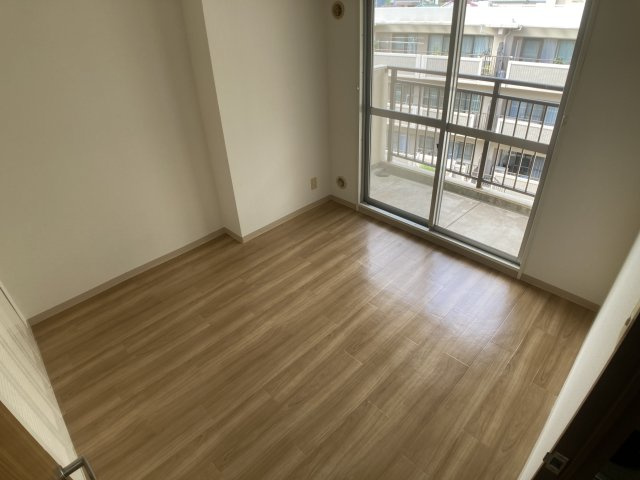 ロイヤル神戸山の街の内装|各部屋日当たり、風通しも良好
