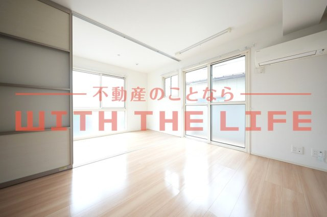 セゾンフィール【キャッシュバック対象物件】の居間・リビング|使いやすいリビングです