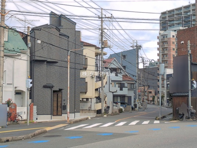 《仲介手数料無料》中央区下落合２丁目1-3新築一戸建てミラスモ