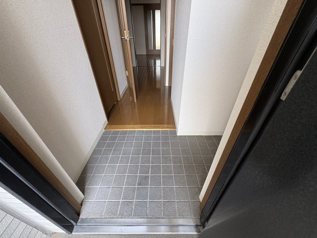 コアレジデンス❘名古屋市の賃貸ならMy賃貸の玄関|コアレジデンス