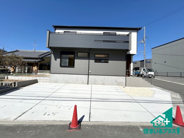 ●17(土)18(日)現地説明会！　磯城郡田原本町黒田　全3邸の外観|安心の10年保証！外観を美しく保ち、雨水で汚れを落とします！気になることがありましたら、お気軽にお問い合わせください！