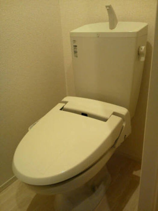 Ｄ－ＳＱＵＡＲＥのトイレ