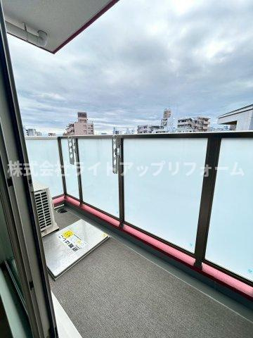 セレニテ兵庫エクラのバルコニー