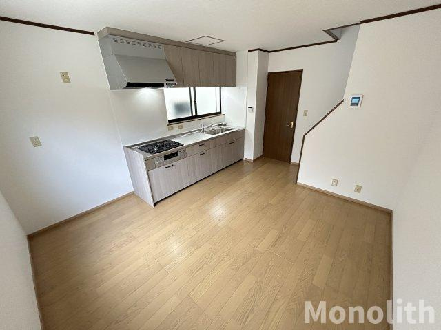 和泉市肥子町２丁目住宅の居間・リビング