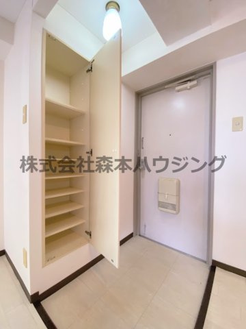 【収納】 | 　香里ロイヤルプラザ | シューズボックスついてます