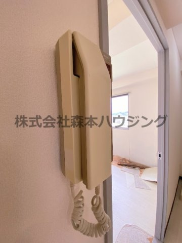 【セキュリティ】 | 　香里ロイヤルプラザ | インターフォンついてます