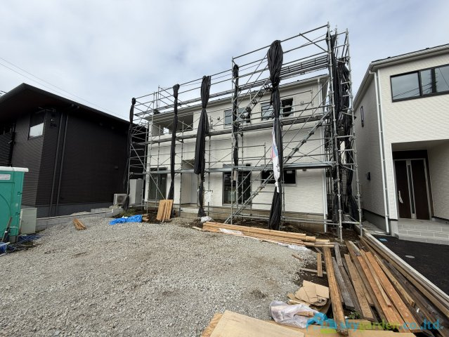 秦野市堀西第27　新築戸建　全2棟1号棟