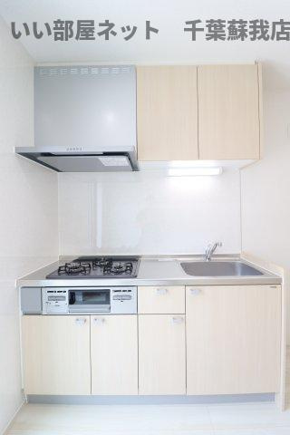 ナリトモ赤井Ａのキッチン|きれいなキッチンです