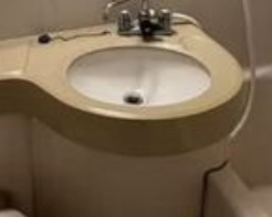 ルネ御苑プラザの洗面所