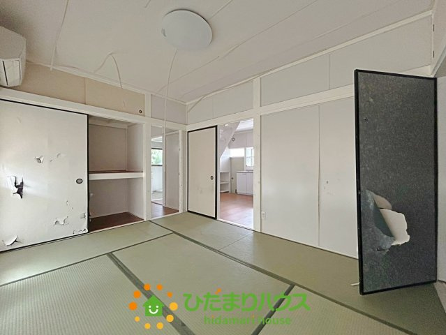 久喜市伊坂南1丁目　中古一戸建ての収納