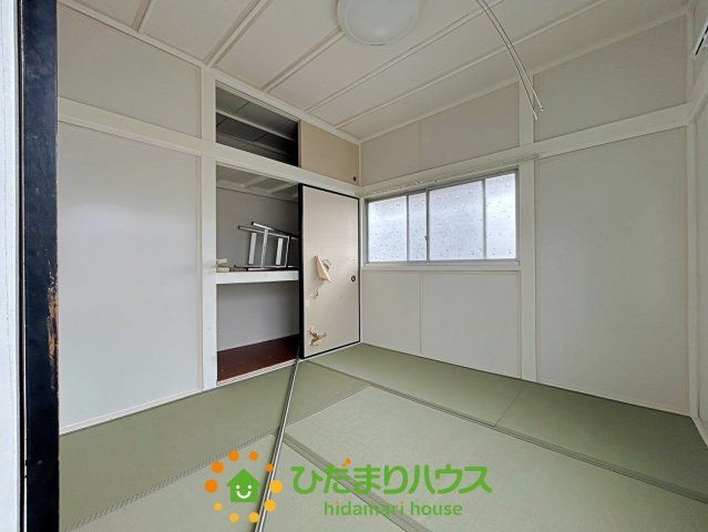 久喜市伊坂南1丁目　中古一戸建ての収納