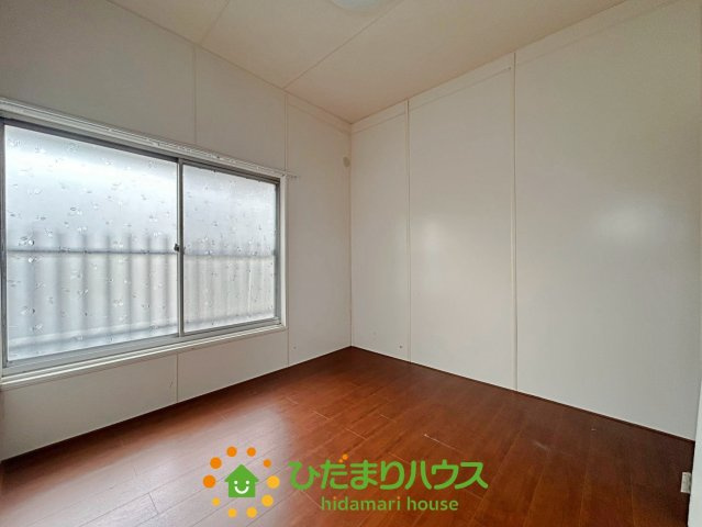 久喜市伊坂南1丁目　中古一戸建ての洋室