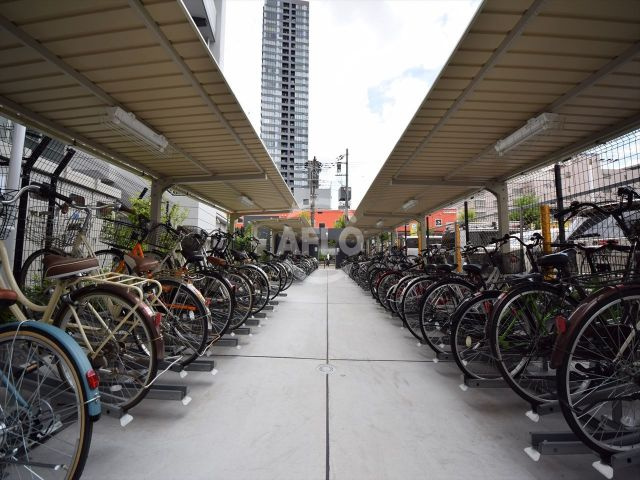 プレサンス玉造駅前のその他共用部分|プレサンス玉造駅前　駐輪場