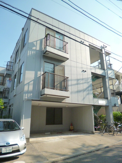 CHAMBRE　YAJIMAのエントランス|★防犯カメラ付でセキュリティも安心です★