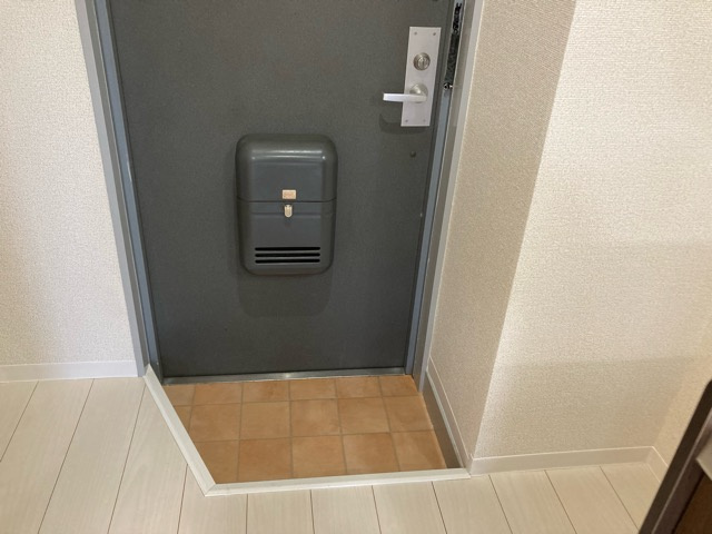 シャトレ吉祥寺の玄関