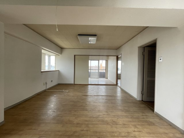 中古マンション　ライオンズマンション開成A棟　開成小学校・第一中学校の居間・リビング