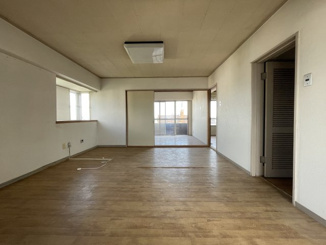 中古マンション　ライオンズマンション開成A棟　開成小学校・第一中学校の居間・リビング