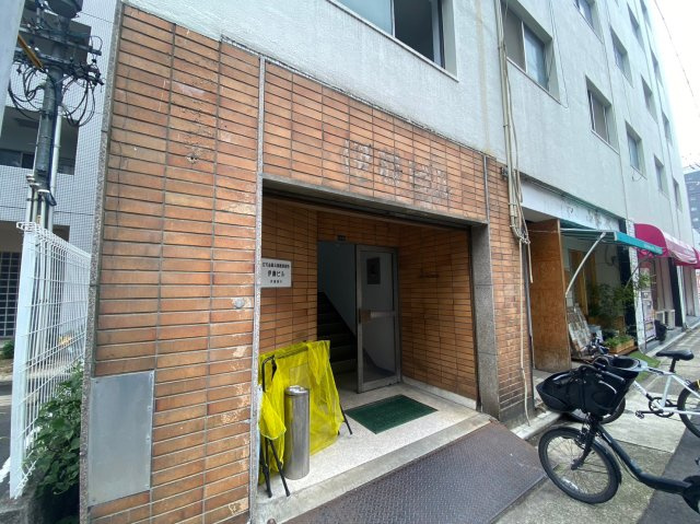 カーサバレンシア|名古屋市の賃貸ならMy賃貸のエントランス|カーサバレンシア