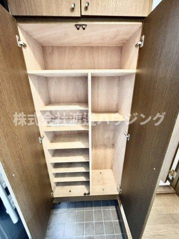 東大阪市古箕輪一戸建の収納