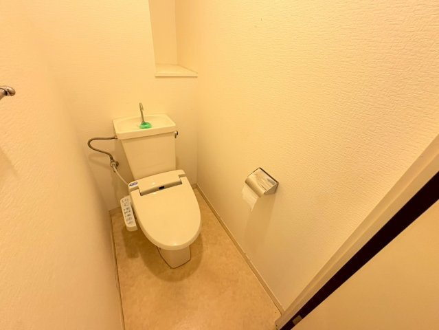 ハチブセ六甲のトイレ