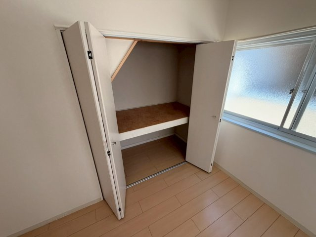 原田通連棟貸家の収納