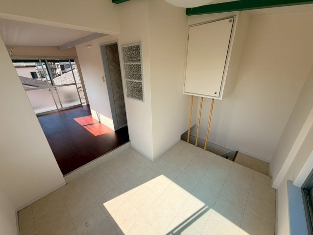 原田通連棟貸家のロビー