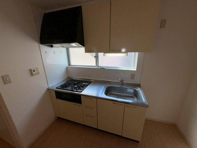 原田通連棟貸家のキッチン