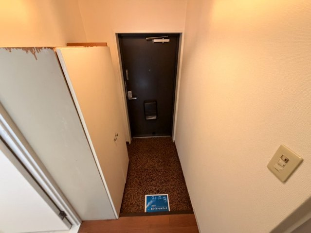 ジーライズ東灘深江の玄関