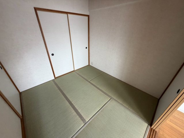 ユニハイム魚崎1号棟の和室