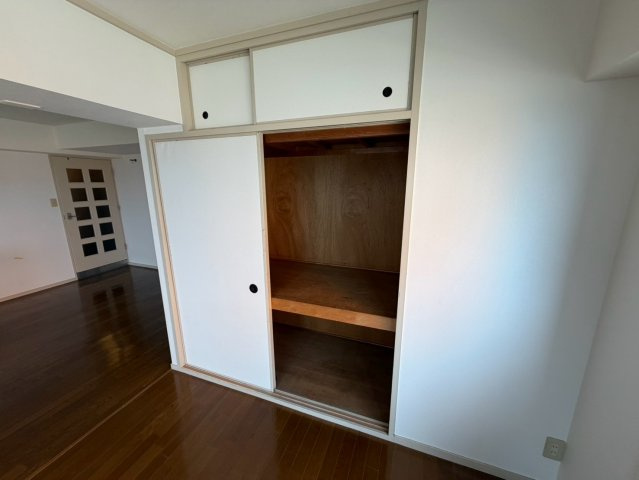 サンパレス21御影山手の収納