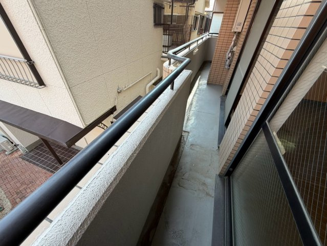 サンパレス21御影山手のバルコニー