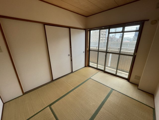 インテリアハシモトビルの和室